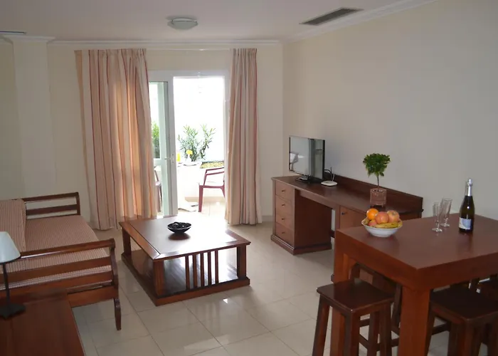 아파트호텔 Garden Atlantis En Club Atlantis 아데제